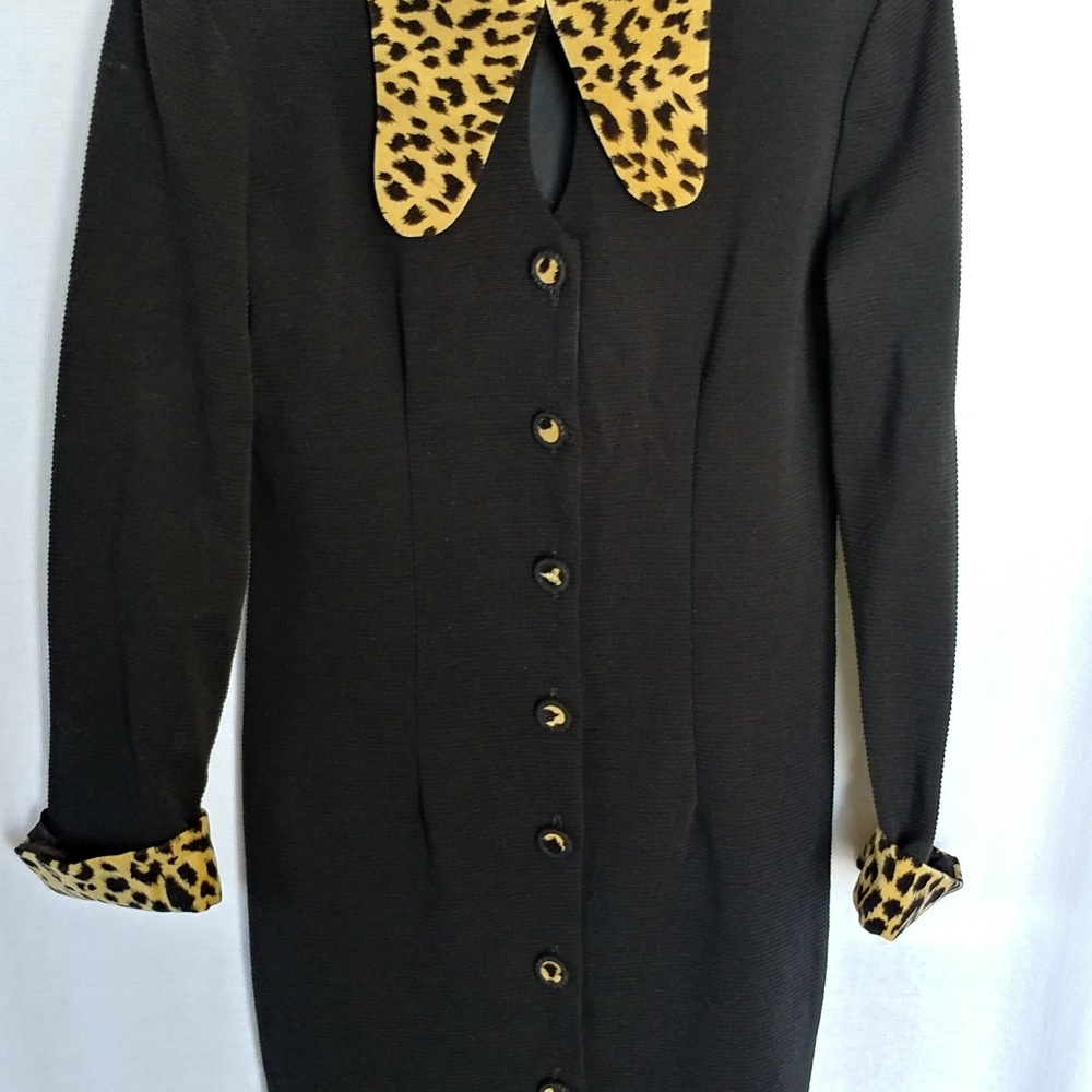 Metropolitan New York Black Dress Leopard Collar C